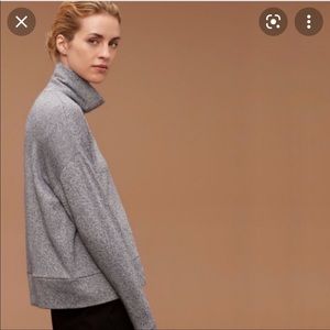 Aritzia Community Allora Turtleneck Sweater in M